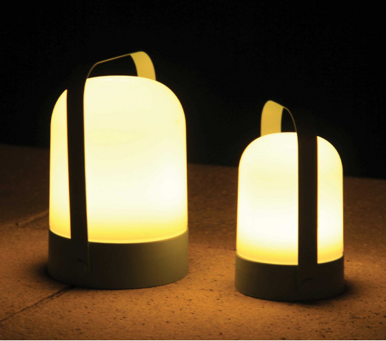 Lampe nomade - 11x11x18 cm...