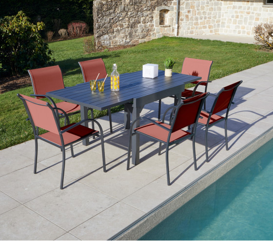 Table de jardin extensible en aluminium 12 places et 6 chaises